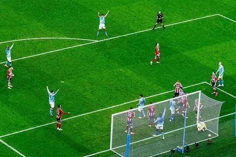 سيمينو يتألق في مهرجان أهداف.. مانشستر سيتي يسحق إكسيتر بكأس الاتحاد